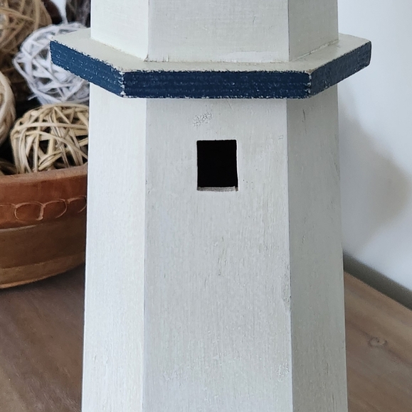⚓ Heritage Mint Wooden Nautical Lighthouse Décor – White & Blue, 15” Tall - Picture 7 of 16
